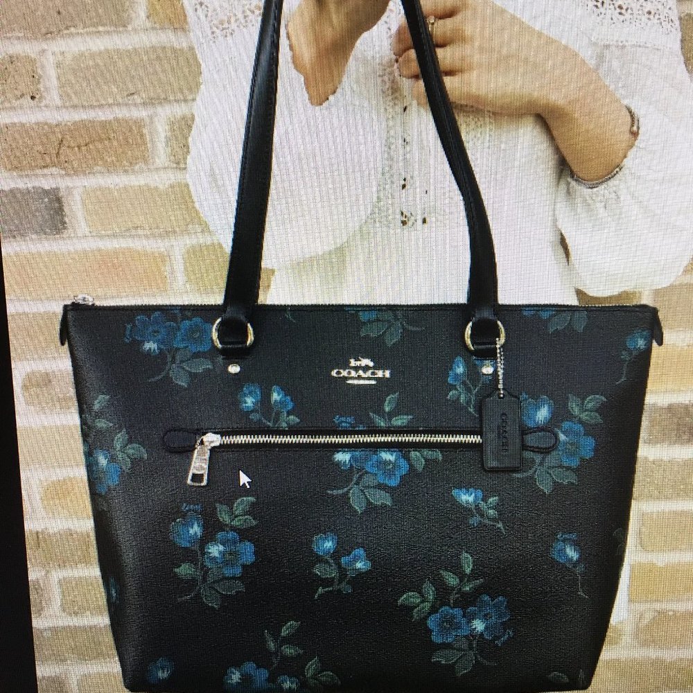 NWT Coach Floral Gallery Tote Handbag